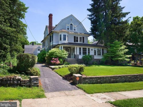 6420 Drexel Rd, Philadelphia, PA 19151-2401