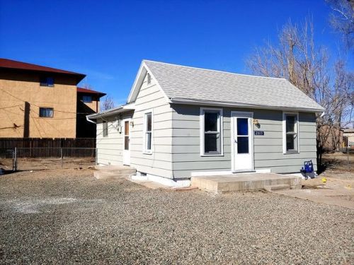 2015 Acero Ave, Pueblo, CO 81004-3612