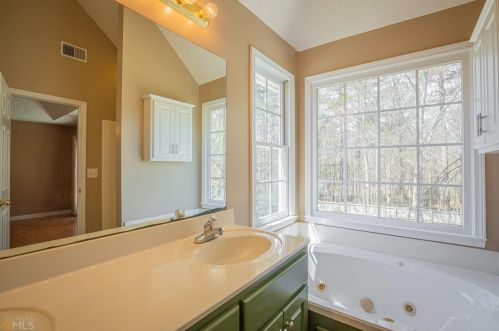 60 Monte Ln, Jefferson GA  30549-6904 exterior