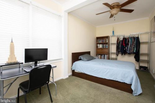 3240 48 St, Camden NJ 08109-2108 exterior