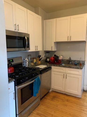 2702 Sacramento Ave, Chicago, IL 60647-1716
