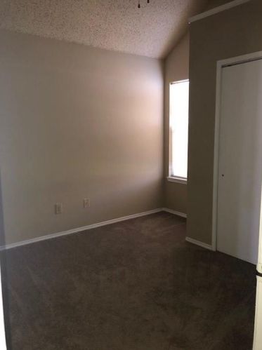 6917 Aston Dr, Fort Worth TX  76182-4455 exterior