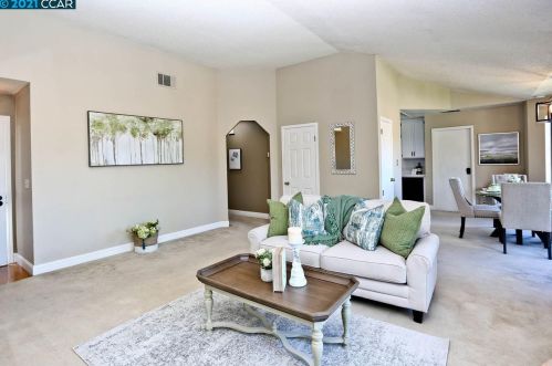 84 Tahoe Ct, San Ramon, CA 94582-4863