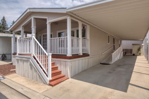 3804 Waimea Ln, Modesto, CA 95355-1234