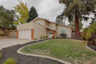 5469 Delia Way, Livermore, CA 94550-2322