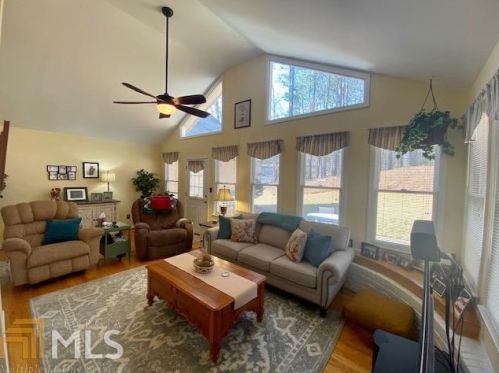 5300 Starboard Ct, Conyers GA  30094-4743 exterior
