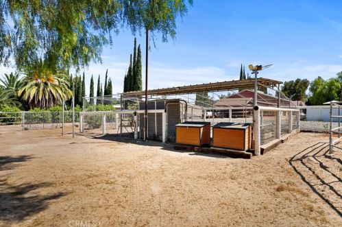 2150 Gratton St, Riverside CA  92504-5201 exterior