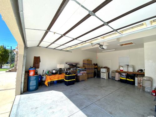 1011 8175, Sandy UT 84093-6617 exterior