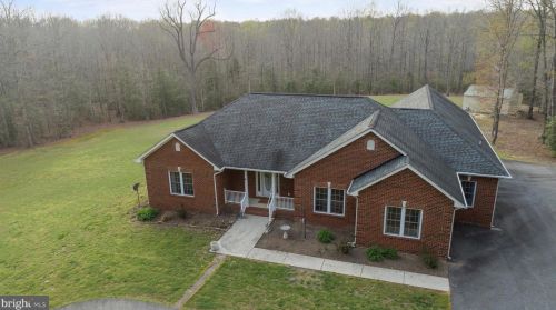 20202 Pendleton Rd, Bowling Green, VA 22427-2601
