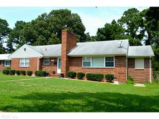 1426 Hillandale Rd, Norfolk, VA 23502-2008