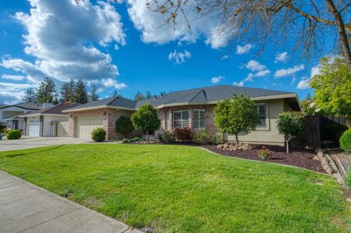 2685 Sebastian Dr, Turlock, CA 95382-7004