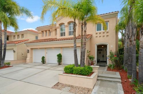 18 Santa Maria, El Toro, CA 92610-1821