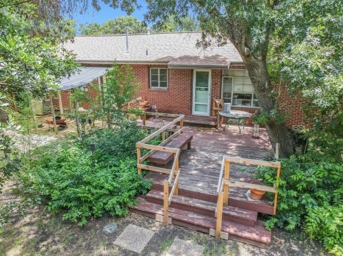 2901 45 St, Austin TX  78751-4100 exterior