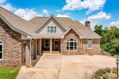 1110 Harrington Rd, Ball Ground, GA 30107-5644