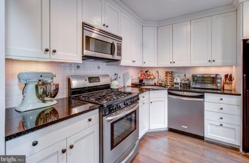 53 Voscek Ct, Trenton NJ 08648-2648 exterior