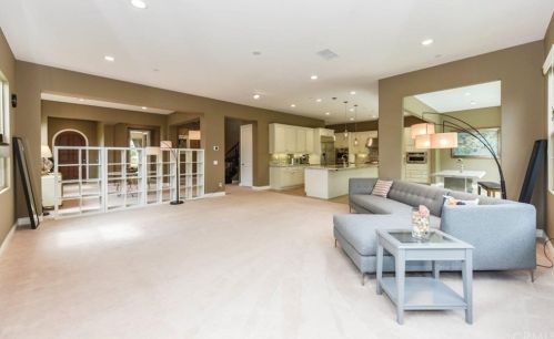 64 Interlude, Irvine CA  92620-3694 exterior