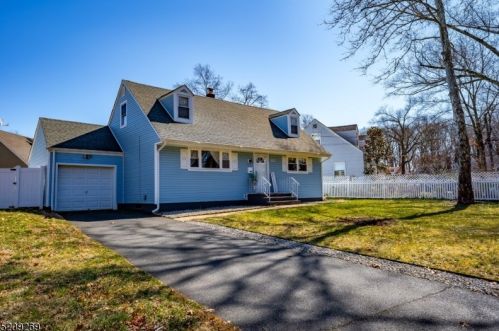 835 Adam Cir, Plainfield, NJ 07062-2117