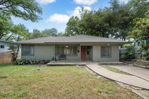 2605 49th St, Austin TX  78731-5636 exterior