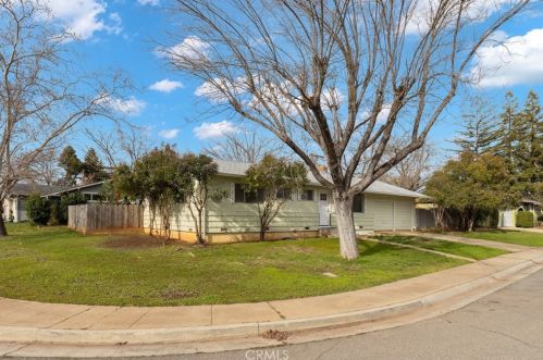 458 Redwood Way, Chico, CA 95926-1752