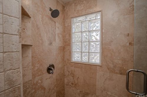 2863 Bridgeport Ave, Anaheim CA  92804-2047 exterior