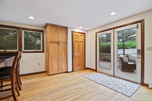 120 Stollman Rd, Colchester, CT 06415-1032