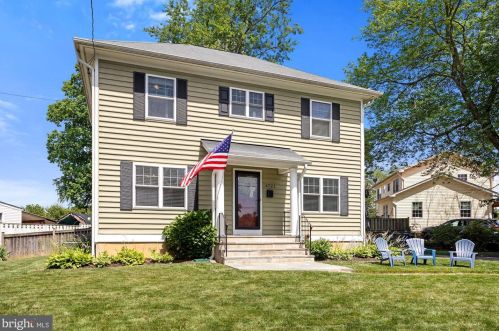6721 Westlawn Dr, Falls Church, VA 22042-2721