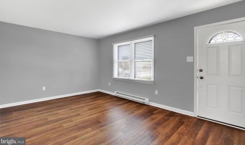 1746 Hilton Ave, York, PA 17315-3830