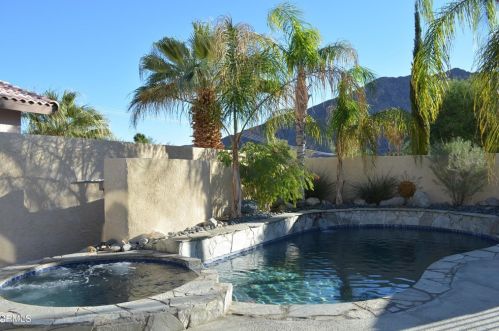 54035 Avenida Mendoza, La Quinta, CA 92253-3670