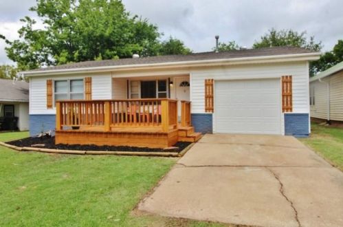 315 Main St, Tecumseh, OK 74873-4431