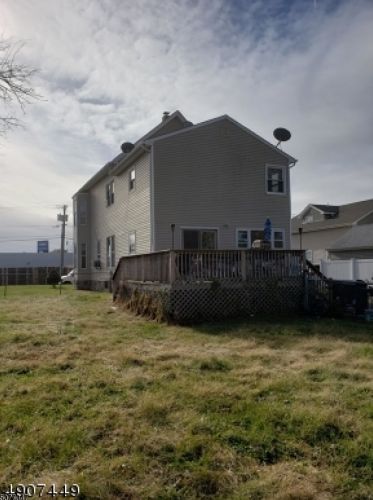 437 Douglas Ave, Avenel, NJ 07001-1108