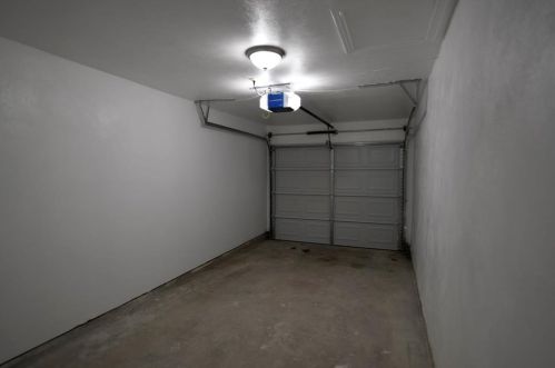 118 Sandy Ln, Waxahachie, TX 75165-6205