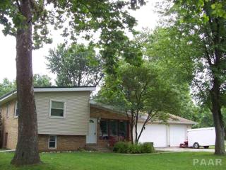 190 Gunion Ave, Pekin, IL 61554-6404