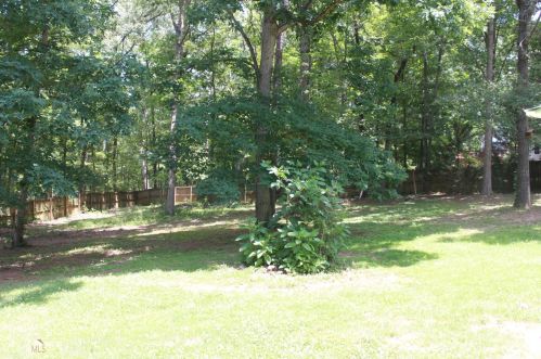 516 Llewellyn Ct, Jenkinsburg, GA 30234-2025