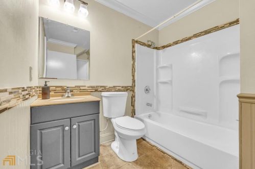 6685 Doublegate Ln, Rex GA 30273-2134 exterior