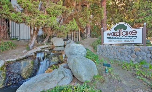 2542 Macarthur Blvd, Santa Ana CA  92704-7129 exterior