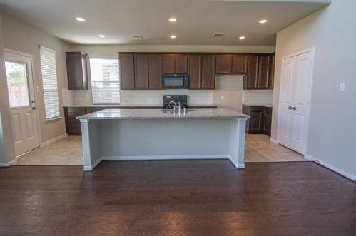 7811 Mesquite Hill Ln, Richmond TX  77469-1919 exterior