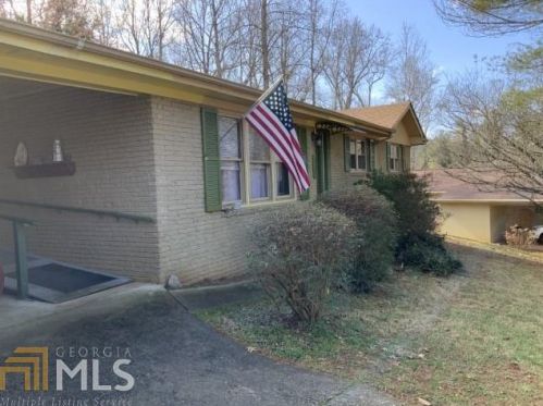 154 Ridgewood Dr, Cleveland, GA 30528-1563
