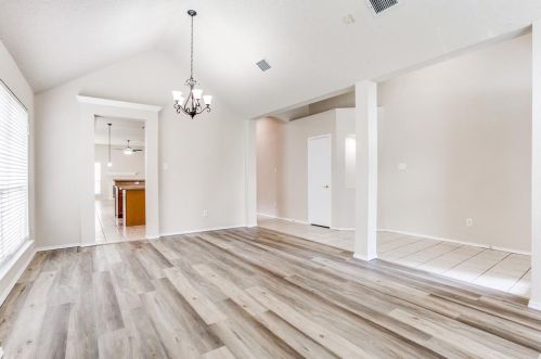 6709 Braeview Dr, Fort Worth TX  76137-6313 exterior