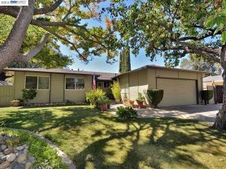 373 Ann Ct, Livermore, CA 94550-5217