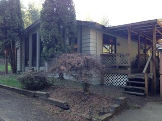 76 Brg St, Rose Lodge OR  97368-9714 exterior