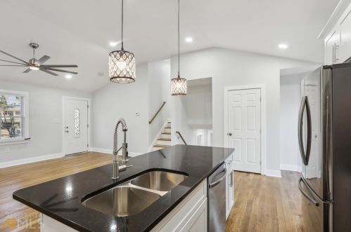 2527 Hatfield Cir, Atlanta GA  30316-3950 exterior