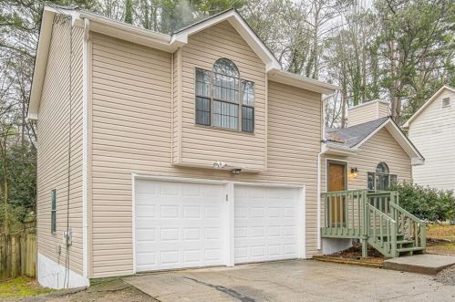 7910 Norris Lake Rd, Lithonia, GA 30039-6642