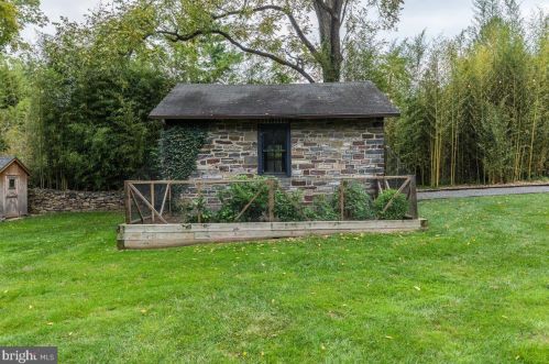 29 Cleveland Ln, Princeton NJ  08540-3049 exterior