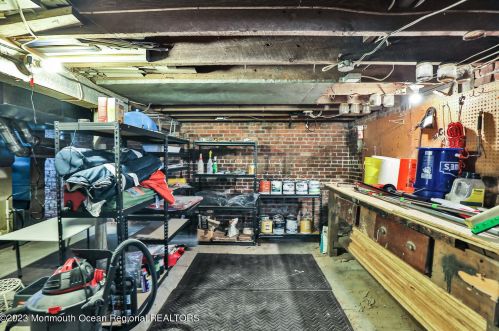 35 Leroy Pl, Tinton Falls NJ  07701-1712 exterior