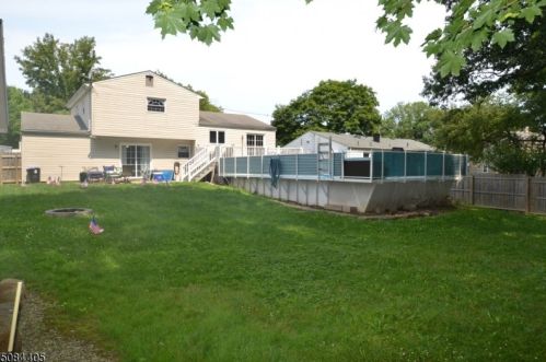 169 College View Dr, Hackettstown NJ  07840-1020 exterior