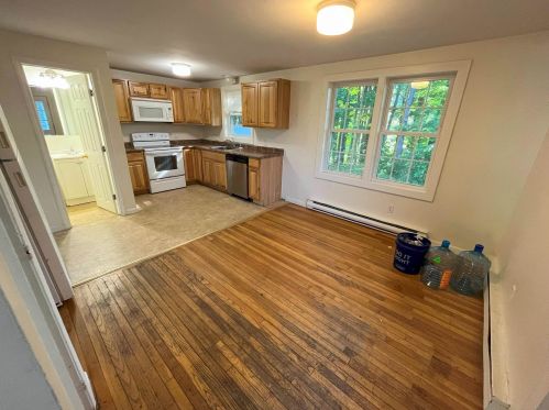 30 Young Dr, Lee, NH 03824-2409