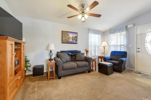 45 Maple Via, Anaheim CA  92801-1036 exterior