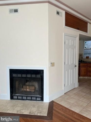 606 16th St, Philadelphia PA  19130-3410 exterior