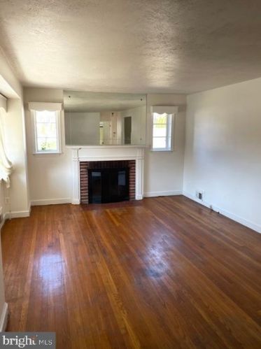 10213 Gardiner Ave, Silver Spring MD 20902-5112 exterior