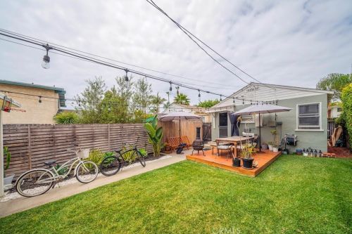 624 15th St, Huntington Beach CA  92648-4048 exterior